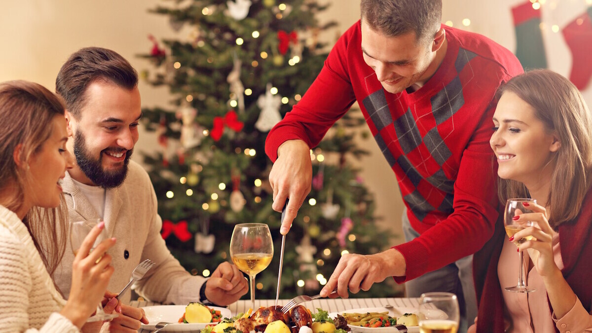 С чего начинать застолье, чтобы не заболел желудок — берем на заметку совет эндокринолога С чего начинать застолье, чтобы не заболел желудок — берем на заметку совет эндокринолога