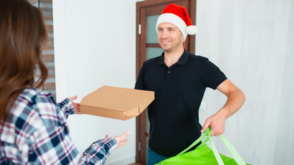 Новый год не у плиты: какие готовые блюда россияне заказывают в доставке к празднику? 