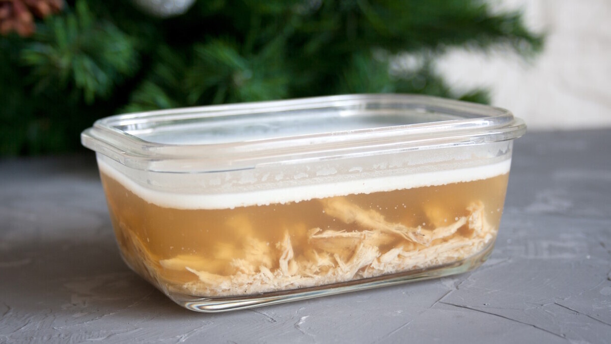 И правда "гадость": холодец с таким мясом попросту не застынет