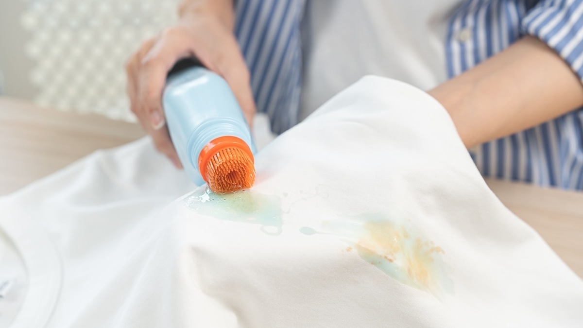 Въедаются навсегда: пятна от каких продуктов сложнее всего удалить с одежды Въедаются навсегда: пятна от каких продуктов сложнее всего удалить с одежды