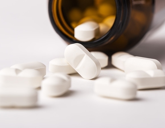 Прием магния не избавит от ночных судорог: "Идти нужно не в аптеку"