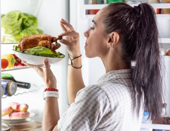 Почему чувство голода никак не проходит? Названы 5 неожиданных причин, не имеющих никакого отношения к еде 