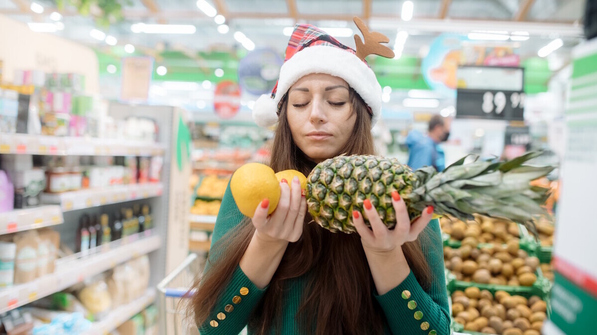 Ананас — новый мандарин: как правильно выбрать экзотику для новогоднего стола