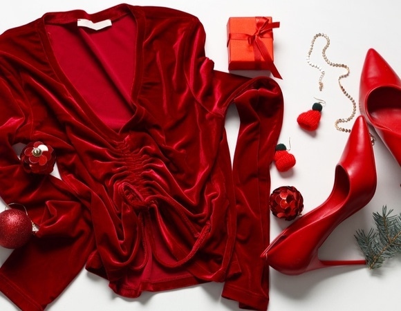 Что надеть в новогоднюю ночь, чтобы привлечь удачу? Не обязательно выбирать красный, уверена астролог