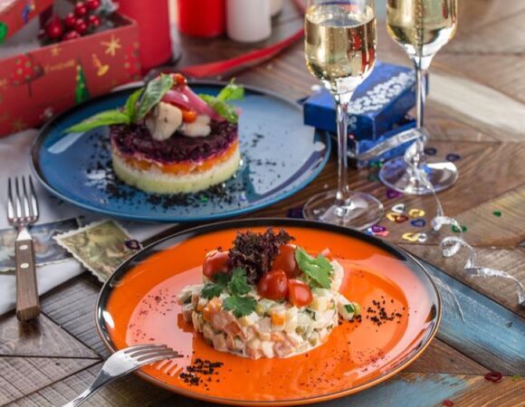 Названы самые вредные блюда новогоднего стола: ищем альтернативы и делаем их полезнее