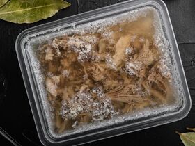 Готовим холодец самостоятельно вместе с "Едим Дома" — чтобы в магазине не купить рассадник бактерий вместо любимого блюда