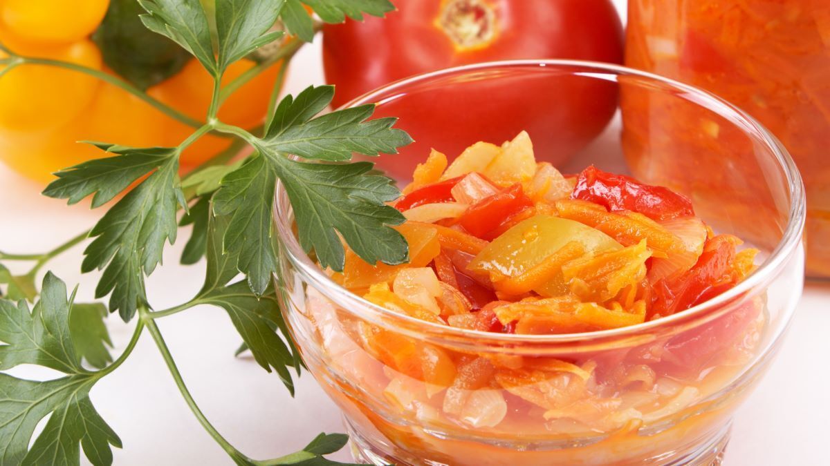 Как сделать покупные овощные консервы вкуснее: с секретом от Джулии Чайлд блюдо преобразится