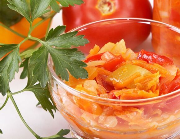 Как сделать покупные овощные консервы вкуснее: с секретом от Джулии Чайлд блюдо преобразится