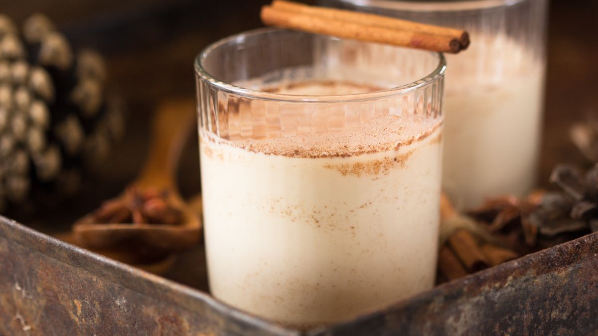 Солнце в стакане: отмечаем День гоголя-моголя 24 декабря — добавим серой зиме ярких ноток