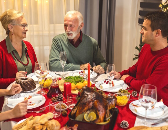Как спланировать новогодний ужин для человека с диабетом: отдельный стол — ошибка