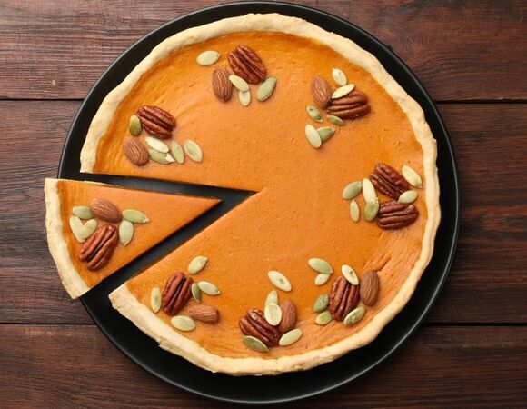 Оранжевая радость к чаю: 25 декабря отмечаем День тыквенного пирога