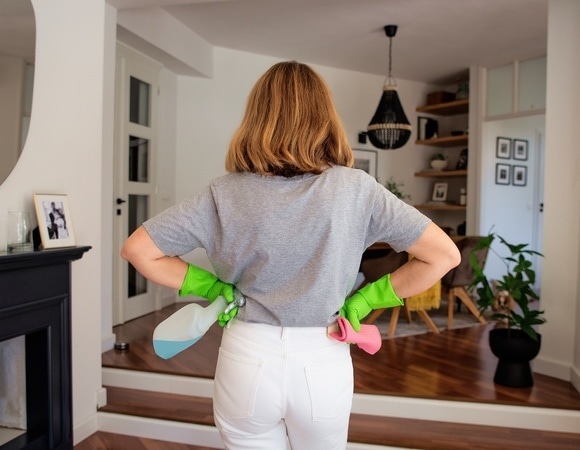 Как подготовить дом к приему гостей за 1 час: найден чек-лист, облегчающий подготовку 