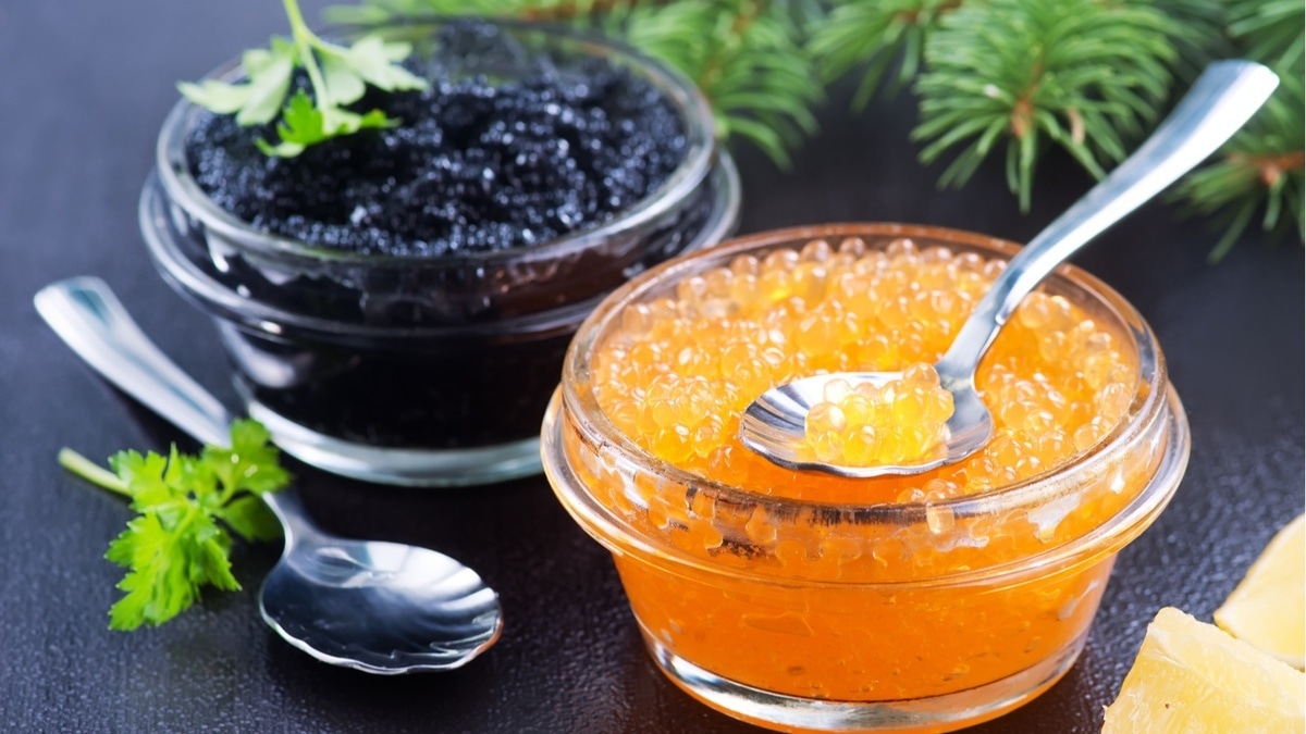 Красная или черная? Диетолог объяснила, какая икра полезнее 