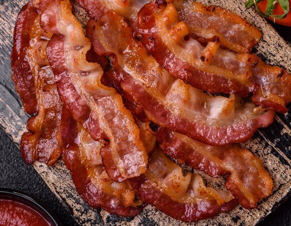 Хрустящий и аппетитный гастрономический праздник: отмечаем День бекона 30 декабря