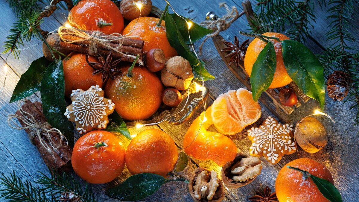 Как первый сухогруз из Марокко сделал мандарины символом Нового года: сегодня они на каждом праздничном столе Как первый сухогруз из Марокко сделал мандарины символом Нового года: сегодня они на каждом праздничном столе