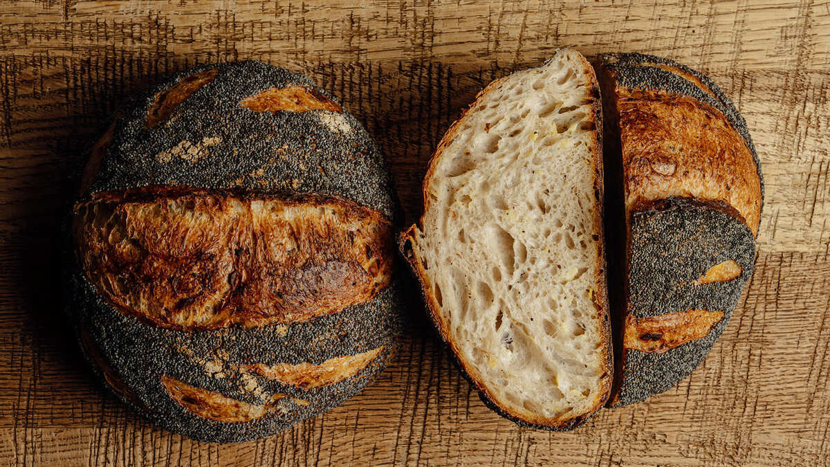 Рецепт картофельного тартина с маком от профессионального пекаря