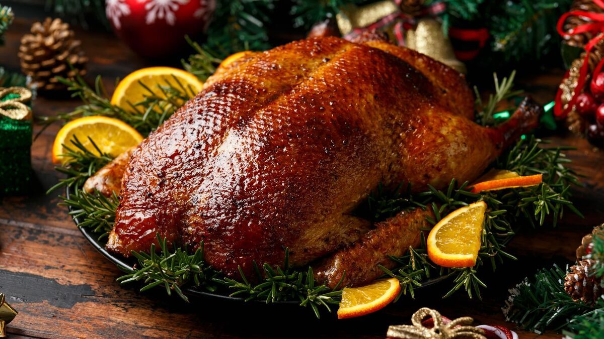 Как сделать лакированную корочку у запеченной утки или гуся: советует шеф-повар Как сделать лакированную корочку у запеченной утки или гуся: советует шеф-повар