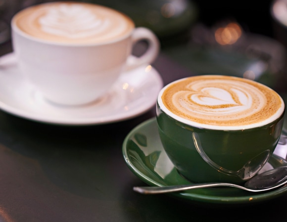 Утро с сюрпризом: почему сразу после кофе хочется в туалет?