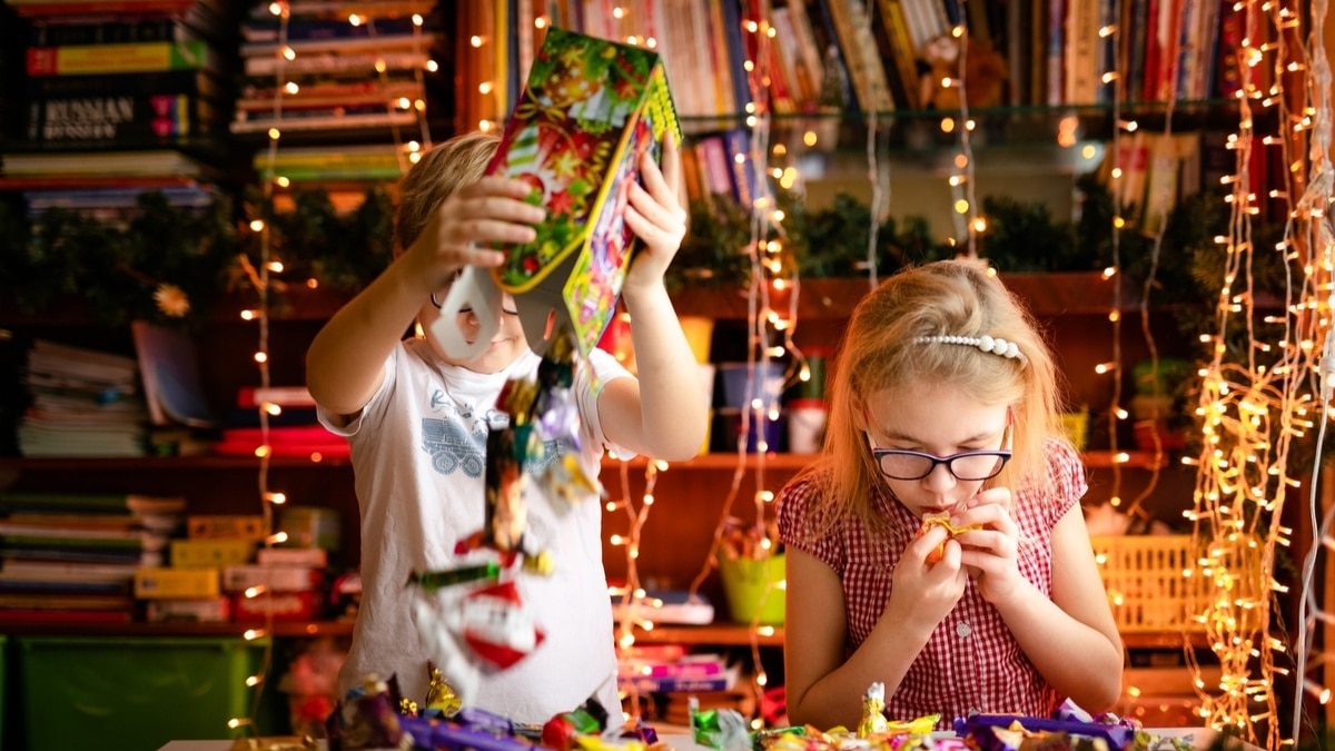 Когда по одной, когда побольше: педиатр сказал, сколько конфет может съесть ребенок за день 