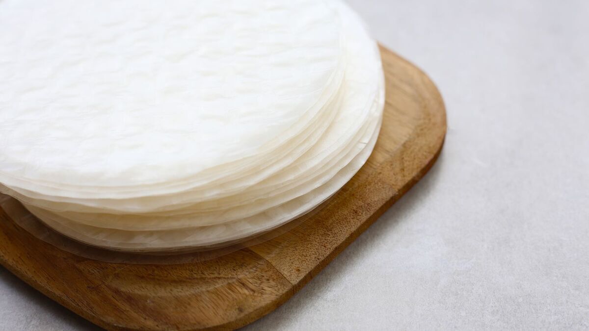 Заворачивать не обязательно! Шеф-повара подсказала 3 необычные идеи использования рисовой бумаги