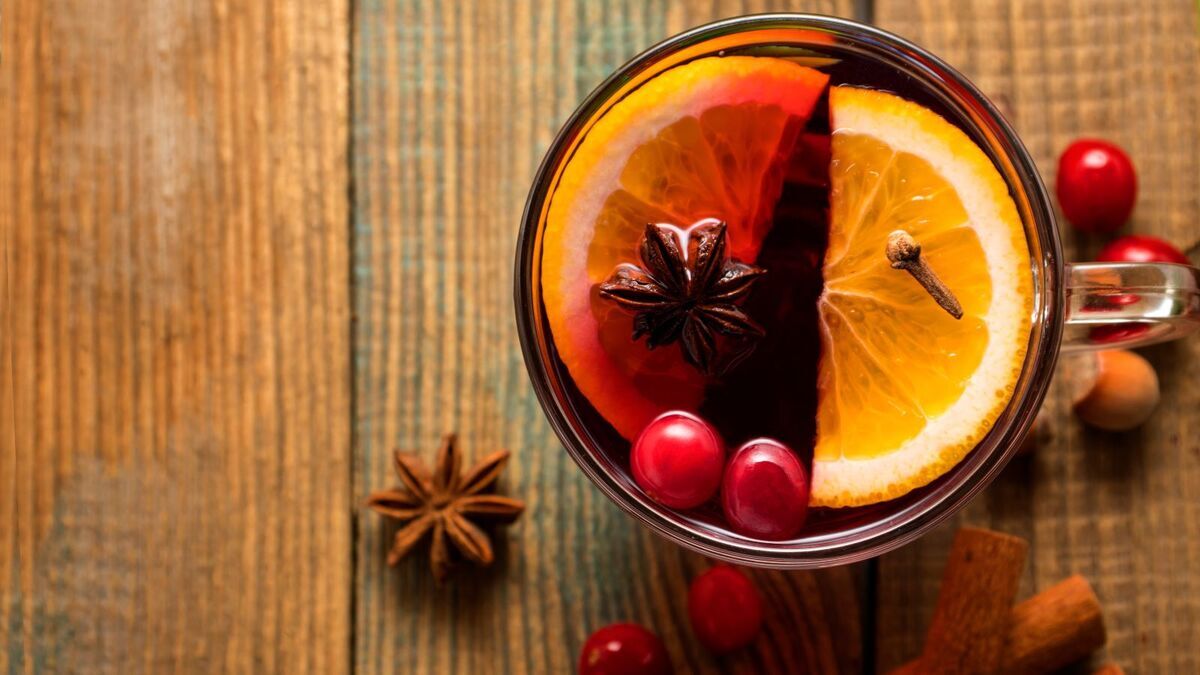 Мутный, горький или с осадком: эксперт назвал 2 ключевые ошибки, которые превращают глинтвейн в малоприятное пойло Мутный, горький или с осадком: эксперт назвал 2 ключевые ошибки, которые превращают глинтвейн в малоприятное пойло