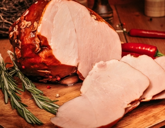 Как готовят карамельную ветчину в мультиварке: поставили, забыли, а потом насладились всей семьей