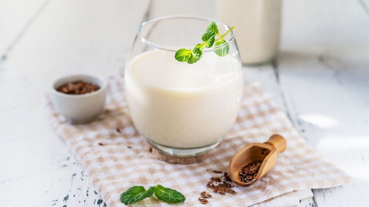 Самое недооцененное растительное молоко: даст фору кокосовому