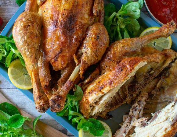 Как равномерно приправить курицу: шеф-повар раскрыла секрет — все дело в расстоянии