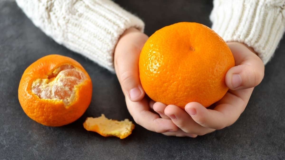 Детям эти продукты зимой необходимы: врач назвала 5 самых важных позиций