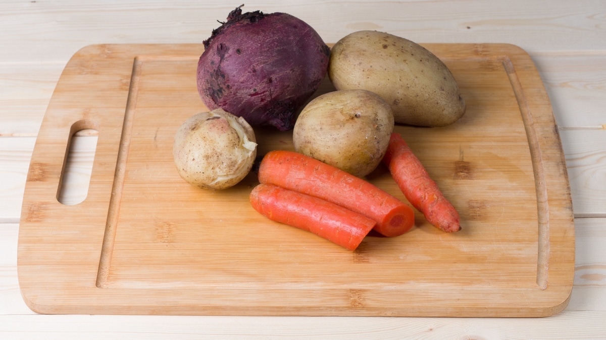 Устали варить овощи? И запекать на придется — теперь все делаю в микроволновке, не пачкая посуду 