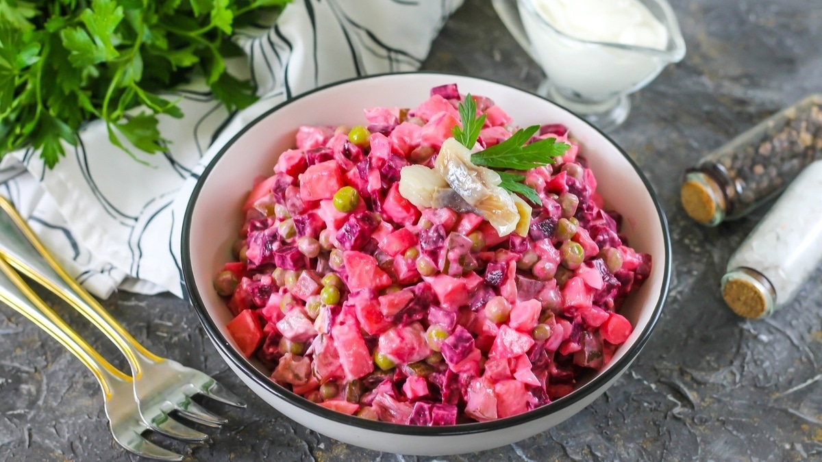 Хочется селедки под шубой? Версия по-фински "залетает" лучше классики — вот как ее приготовить