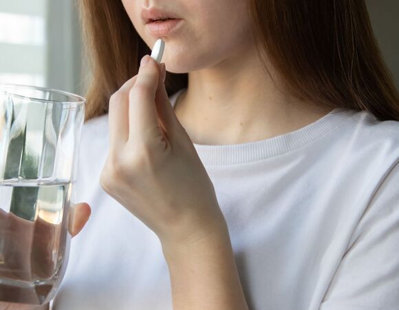 Эти витамины зимой не нужны: их "впаривают" маркетологи, считает диетолог