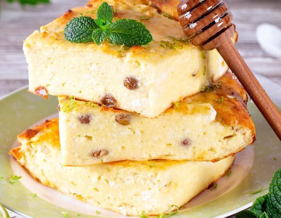 Всю жизнь ненавидела творожную запеканку, пока не попробовала готовить так: теперь делаю каждый день и приучила к ней даже детей