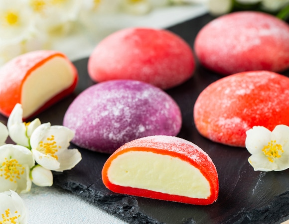 Липкий, упругий, модный: что такое моти и почему его едят по всему миру