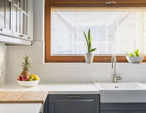 5 способов "вдохнуть" новую жизнь в интерьер кухни без полной замены шкафов: бюджет не пострадает, а настроение до небес — трендовые решения 2026 года