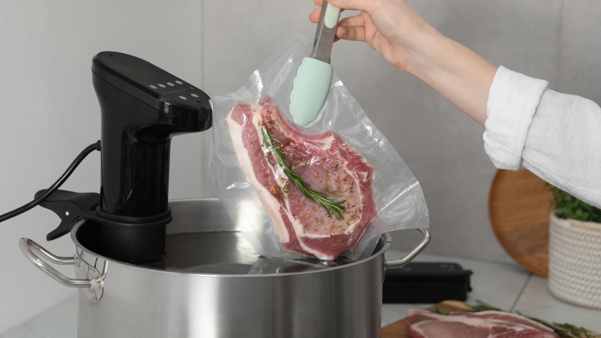 Что такое сувид? Диетолог Комиссарова рассказала, чем этот способ приготовления лучше варки и запекания Что такое сувид? Диетолог Комиссарова рассказала, чем этот способ приготовления лучше варки и запекания