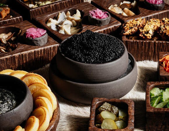 По-люксу: ТОП-10 самых дорогих блюд и сетов Москвы по версии "Едим Дома"