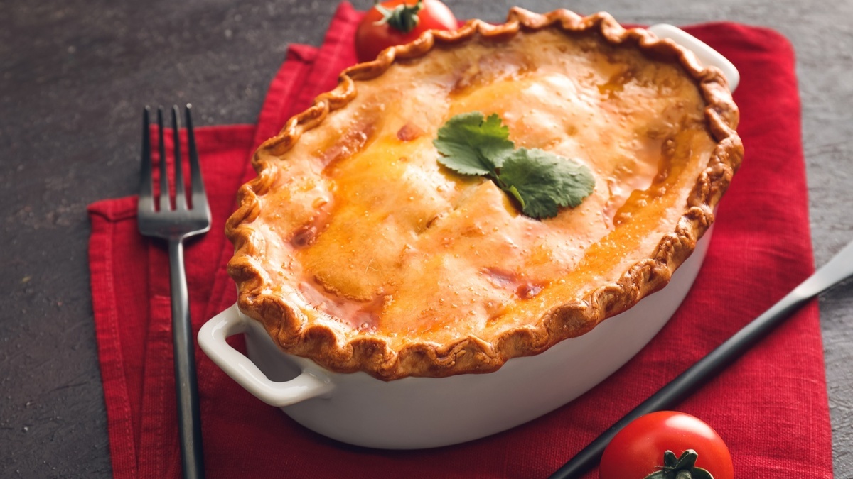 Думала, что беляши бывают только жареными — пока не испекла этот пирог и не услышала: "Давай еще!" Думала, что беляши бывают только жареными — пока не испекла этот пирог и не услышала: "Давай еще!"