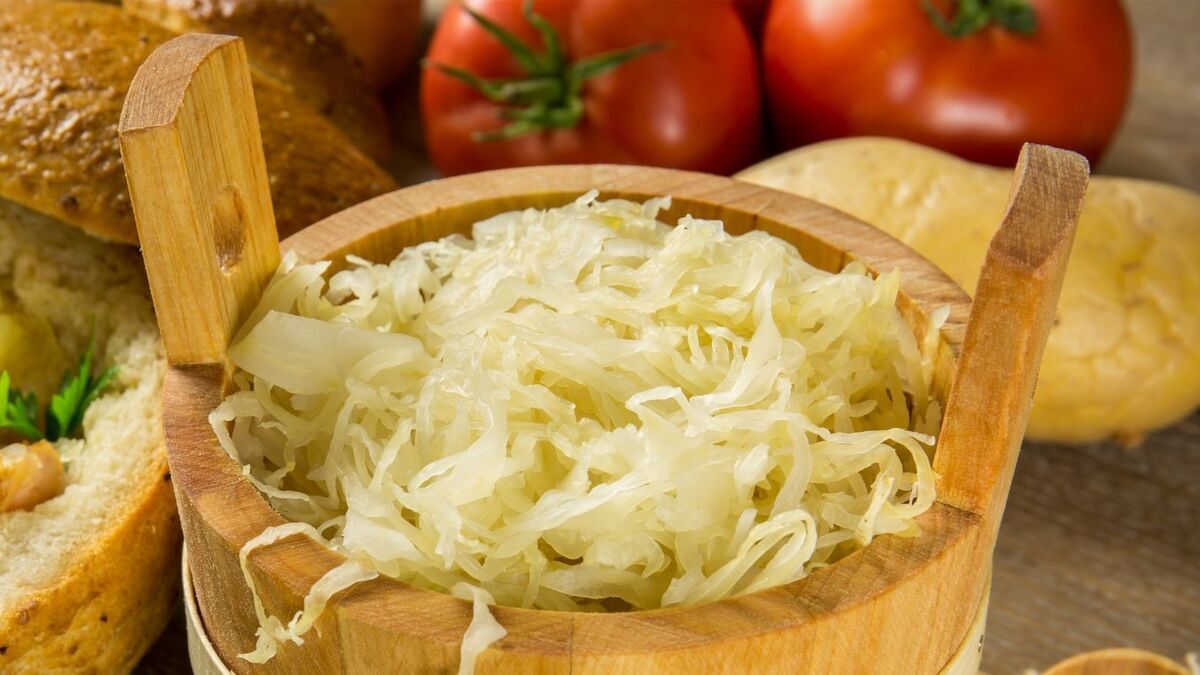 Безумно тянет на квашеную капустку зимой — думала, это авитаминоз, а причина оказалась намного глубже! 