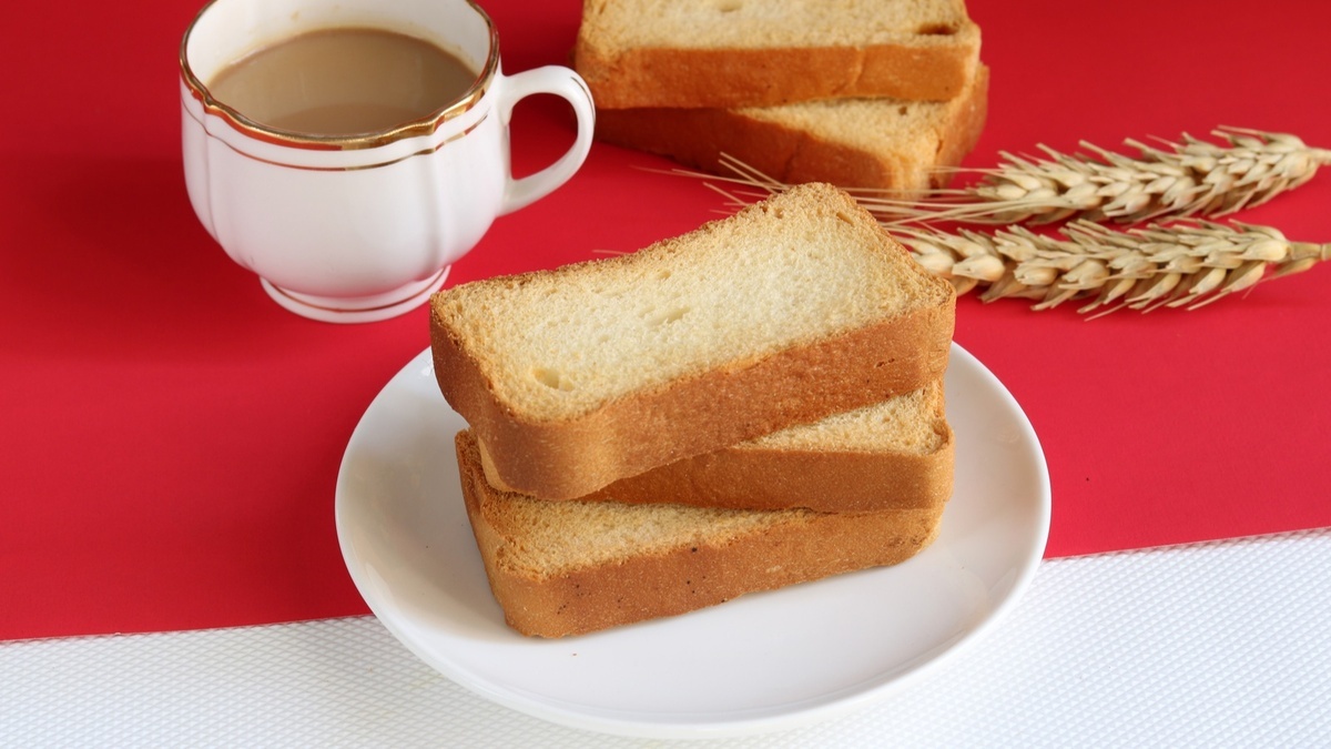 Пеку мягкий, как облачко, тостовый хлеб дома —  не крошится и не черствеет на следующий день