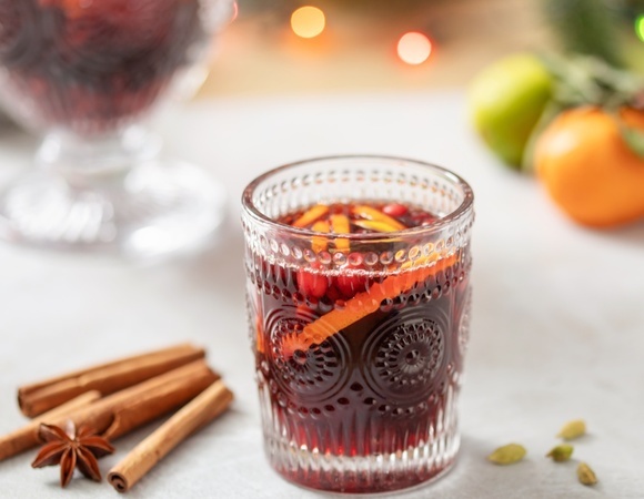 Глинтвейн на вине больше не варю: беру сладкий сок и чай — вкус точь-в-точь, но без гадкой горечи 