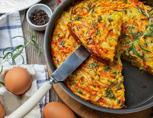 Один ингредиент изменил яичницу до неузнаваемости — уже 2 недели готовлю ее и останавливаться не планирую