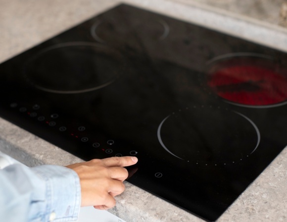 Чем индукционная плита отличается от электрической? Эксперты сказали, какую выбрать для дома