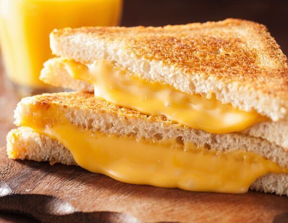 Гордон Рамзи опозорился, совершив 3 ошибки в сырном сэндвиче на гриле: "Худший!"