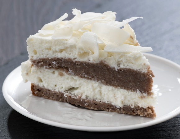 Кефир застоялся в холодильнике — испекла шоколадный торт: теперь не медлю, а сразу пускаю кисломолочку в дело