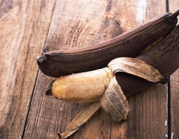 Почерневшие бананы нельзя детям и беременным? Разбираем новую "пугалку" из соцсетей