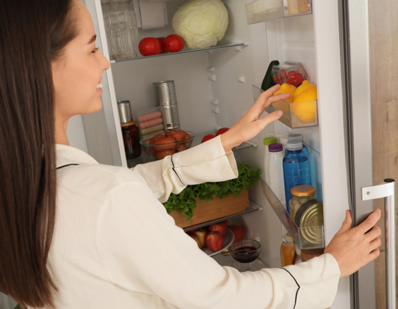 Перестань выбрасывать продукты: простые трюки, чтобы сэкономить тысячи рублей каждый месяц