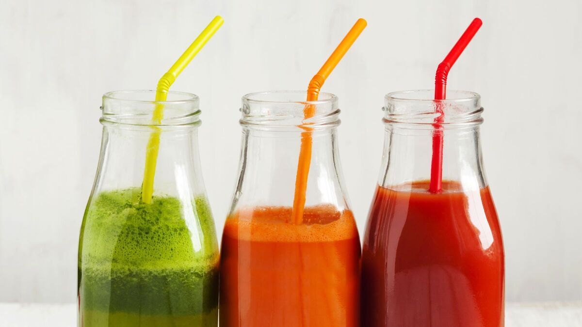 Домашний кефир и зеленый банан: эксперт "Едим Дома" поделилась рецептом полезного для пищеварения смузи