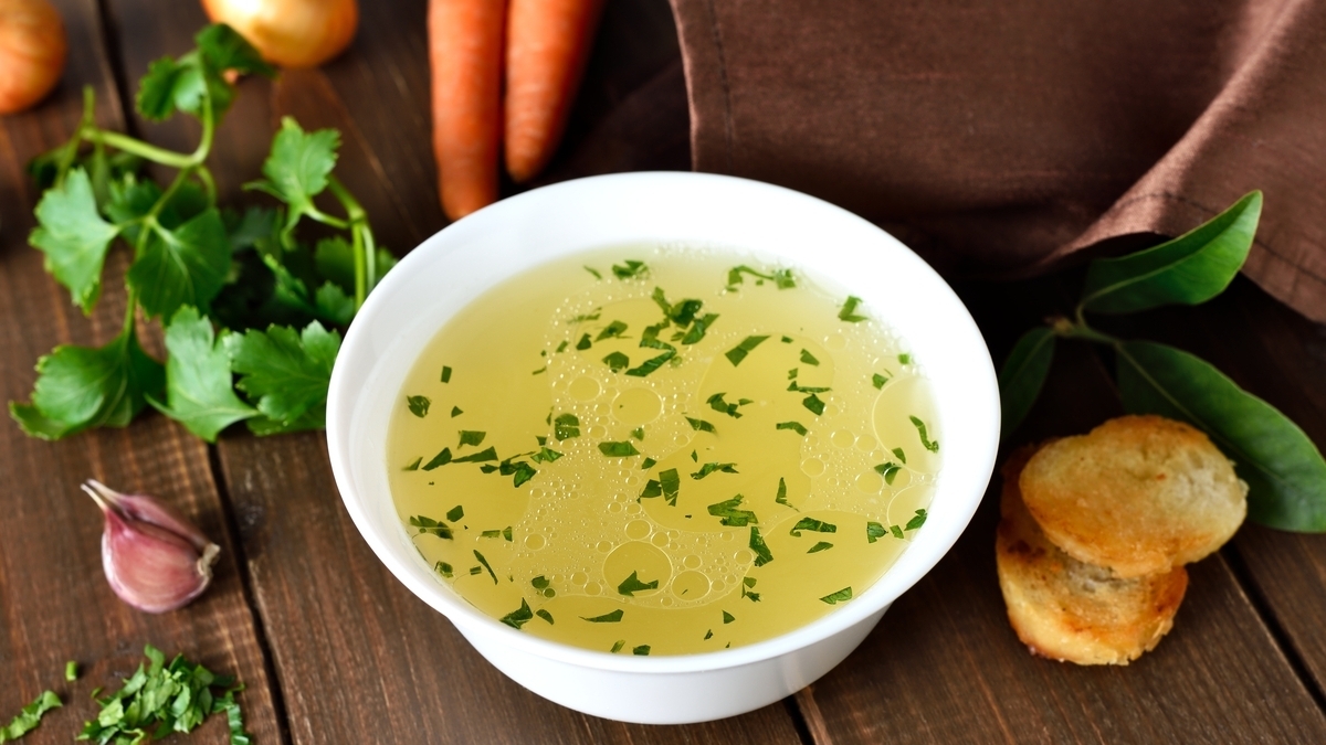 Куриный суп от бабушек: тайный рецепт сил и свежести, который работает