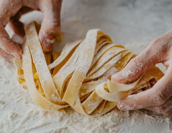 Делаем пасту своими руками: тонкости приготовления макаронных изделий на маленькой кухне